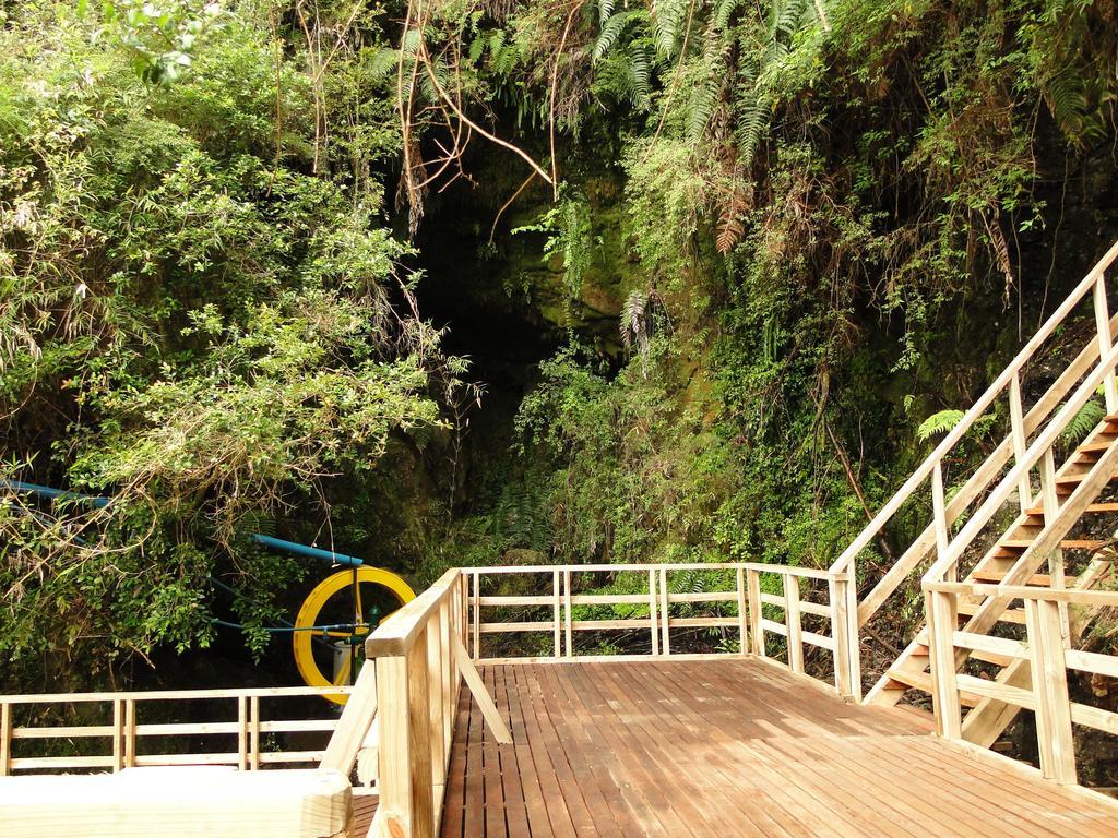 Parque Natural Rio Bravo Lodge Кастро Экстерьер фото