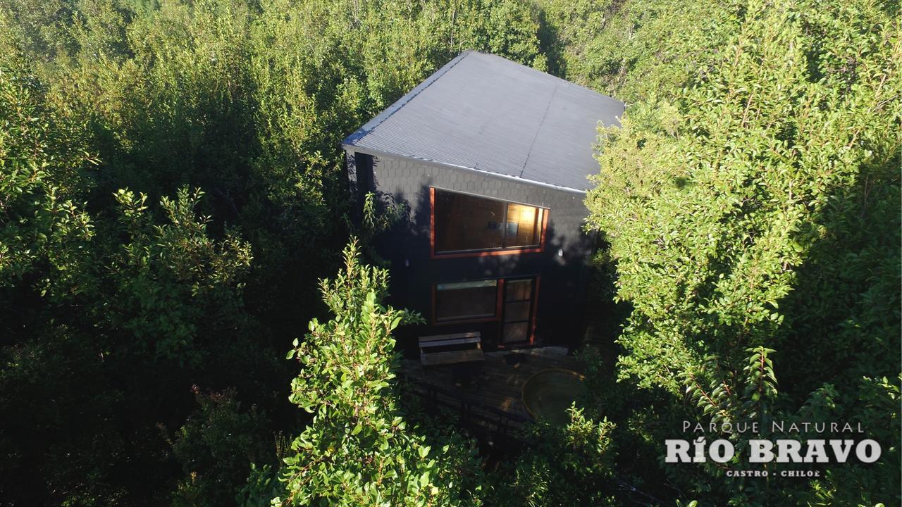 Parque Natural Rio Bravo Lodge Кастро Экстерьер фото